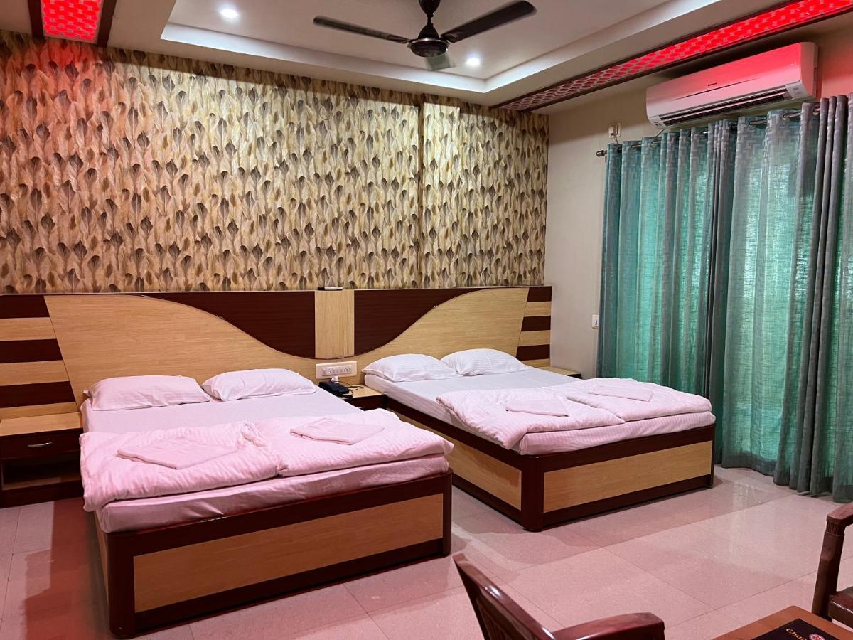 Hotel Lee Garden Near To Blue Flag Beach 500 Mtrs Puri Luaran gambar